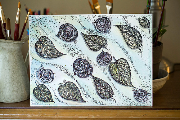 5 Winter snails and Leaf