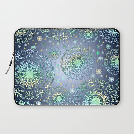 christmas-night-a0n-laptop-sleeves